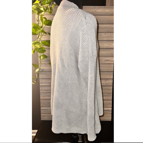 Sienna Sky - Gray Knit Sweater - - Picture 4 of 6